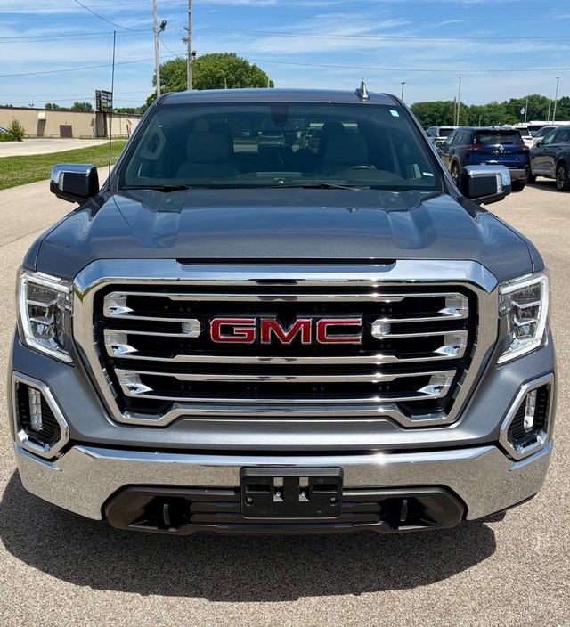 2022 GMC Sierra 1500 Limited 4WD SLT Crew Cab thumbnail image 09
