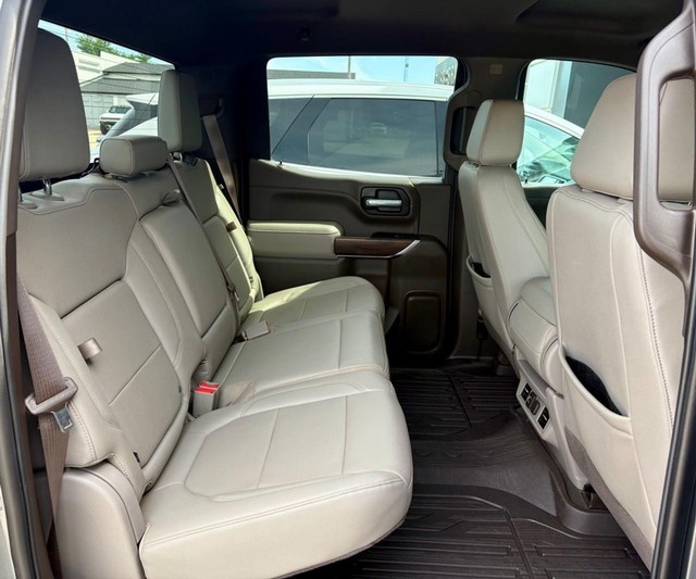 2022 GMC Sierra 1500 Limited 4WD SLT Crew Cab thumbnail image 12