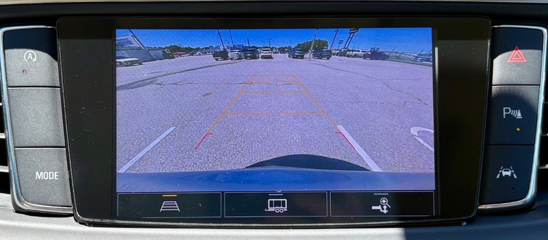 Buick Enclave Vehicle Full-screen Gallery Image 25