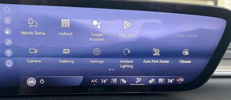 Buick Enclave Vehicle Full-screen Gallery Image 27