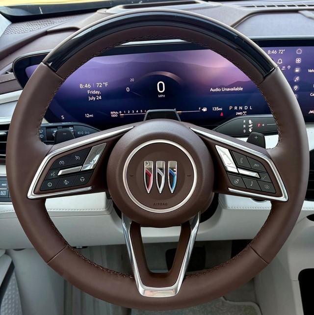 2026 Buick Enclave Avenir thumbnail image 22