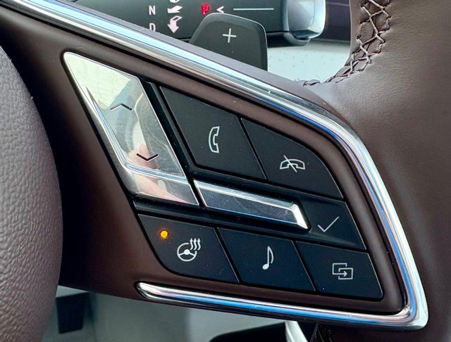 2026 Buick Enclave Avenir thumbnail image 24