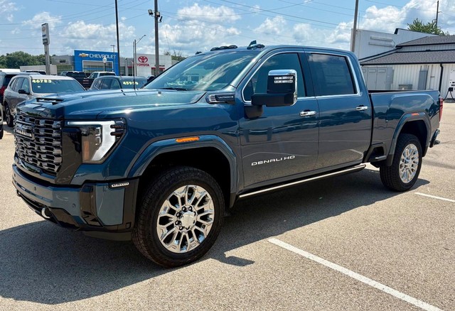 2026 GMC Sierra 2500HD Denali Ultimate thumbnail image 09