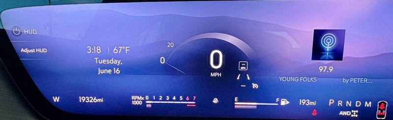 Buick Envision Vehicle Full-screen Gallery Image 22
