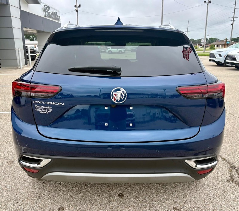 Buick Envision Vehicle Full-screen Gallery Image 04