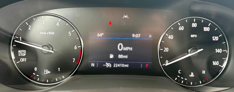 Buick Envision Vehicle Full-screen Gallery Image 22