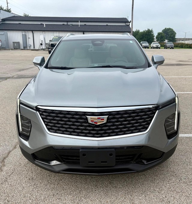2024 Cadillac XT4 Premium Luxury - Photo 8