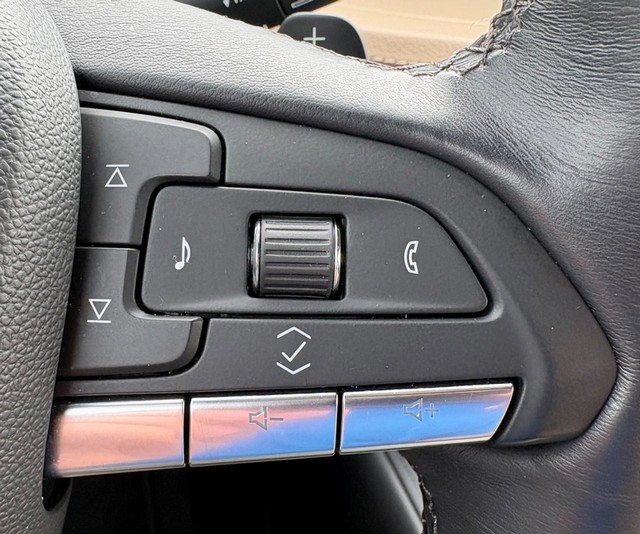 2024 Cadillac XT4 Premium Luxury - Photo 21