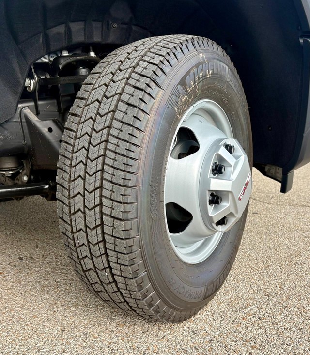 2026 GMC Sierra 3500HD CC Pro thumbnail image 09