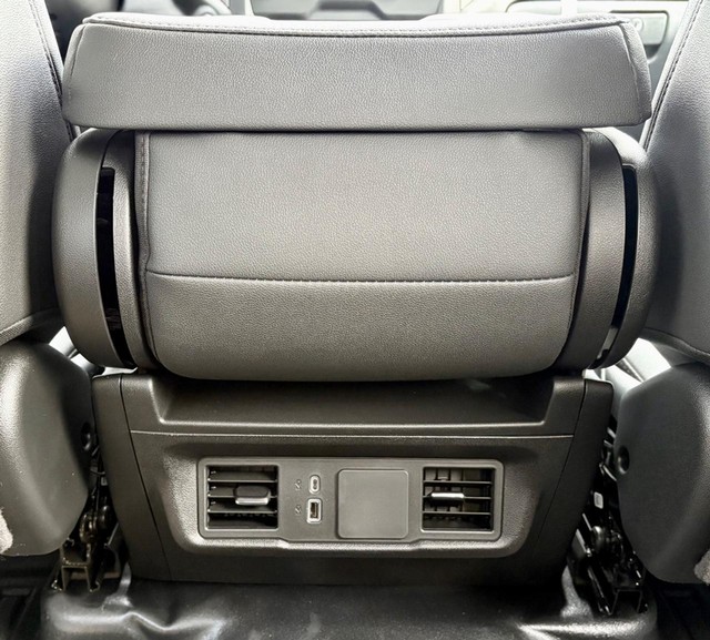 2026 GMC Sierra 3500HD CC Pro thumbnail image 11