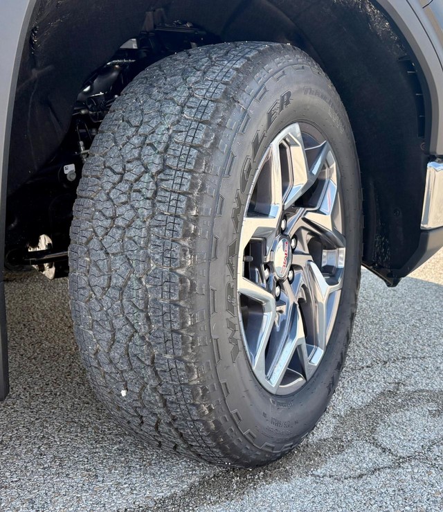 2026 GMC Sierra 1500 SLT - Photo 11