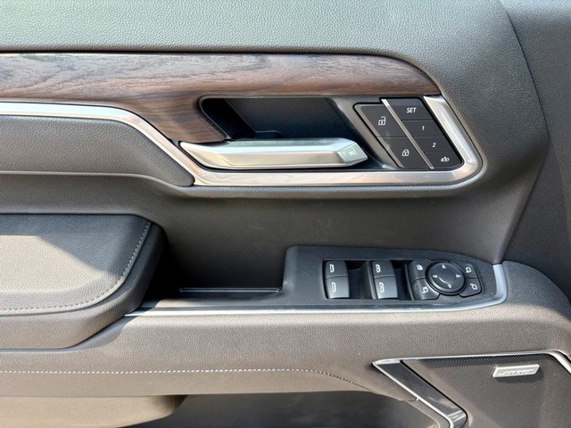 2026 GMC Sierra 1500 SLT - Photo 18