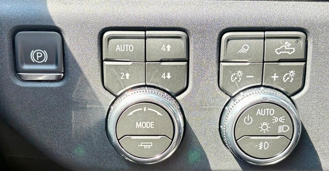 2026 GMC Sierra 1500 SLT - Photo 21