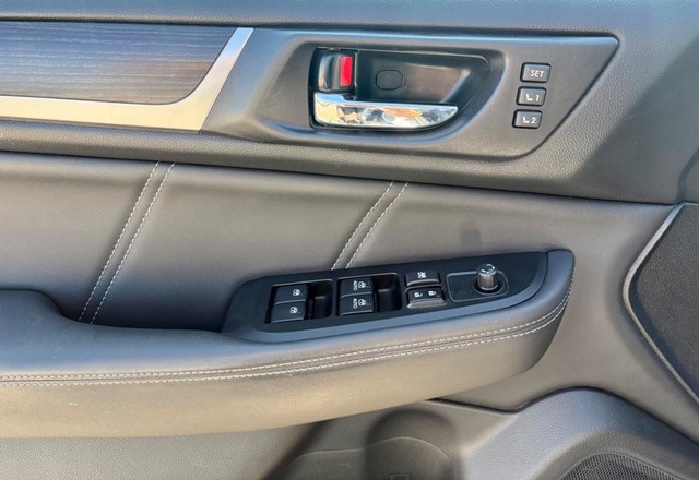 2018 Subaru Legacy Limited thumbnail image 16