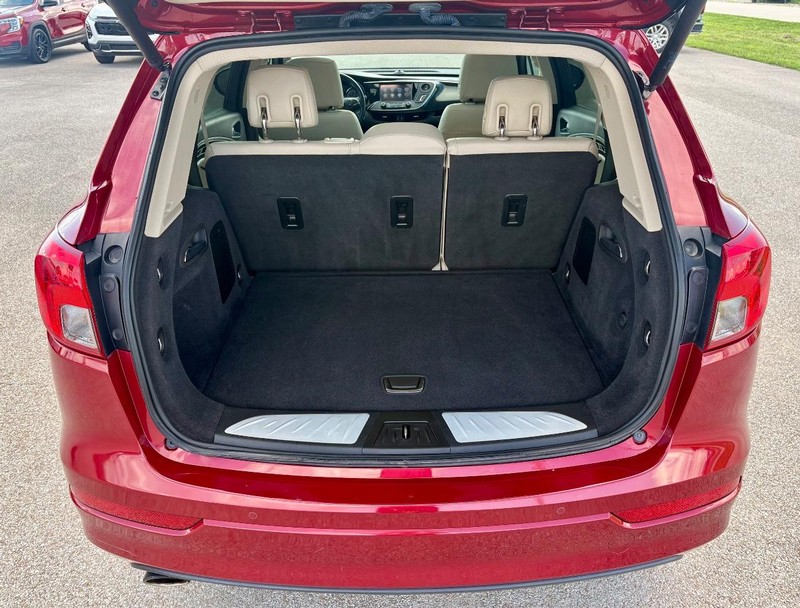 Buick Envision Vehicle Full-screen Gallery Image 05