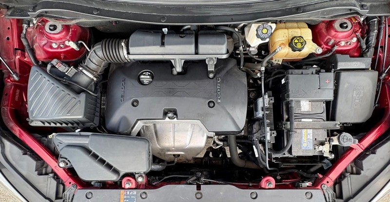 Buick Envision Vehicle Full-screen Gallery Image 09
