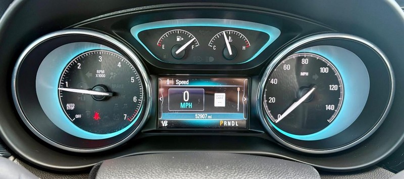 Buick Envision Vehicle Full-screen Gallery Image 22