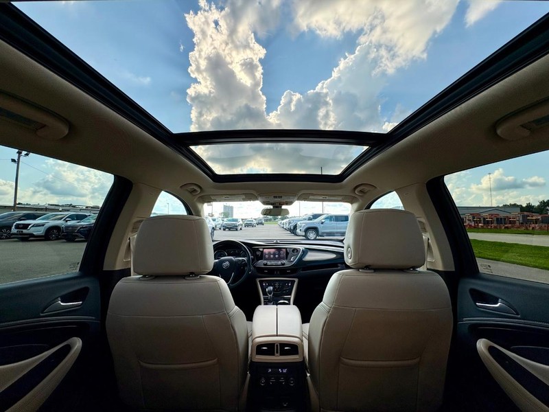 Buick Envision Vehicle Full-screen Gallery Image 29