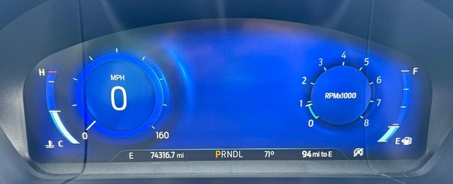 2022 Ford Escape Titanium thumbnail image 22