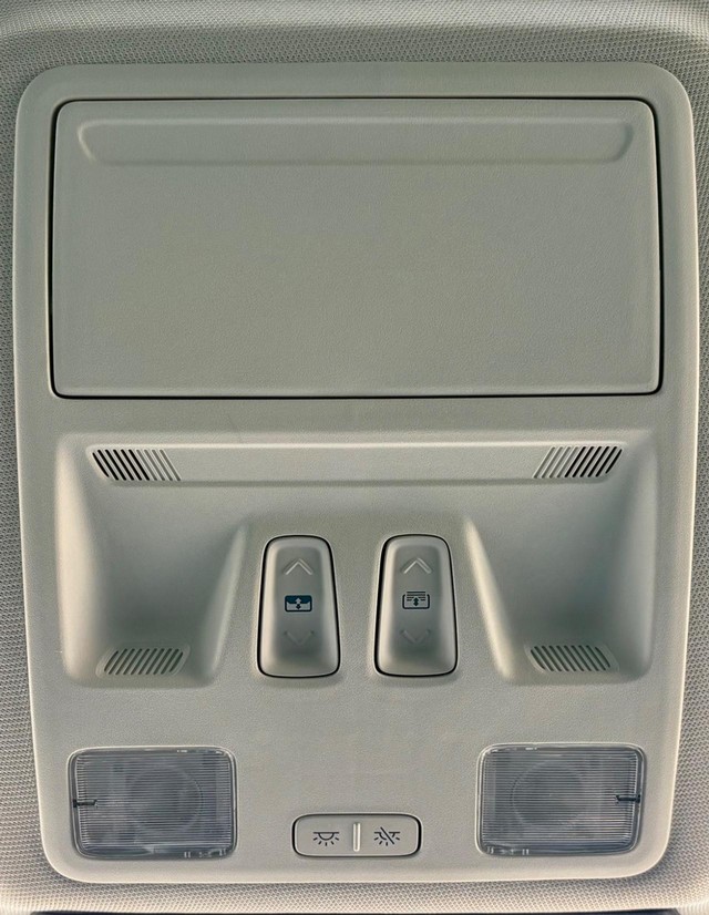 2022 Ford Escape Titanium thumbnail image 31