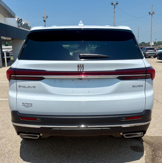2026 Buick Enclave Preferred thumbnail image 04