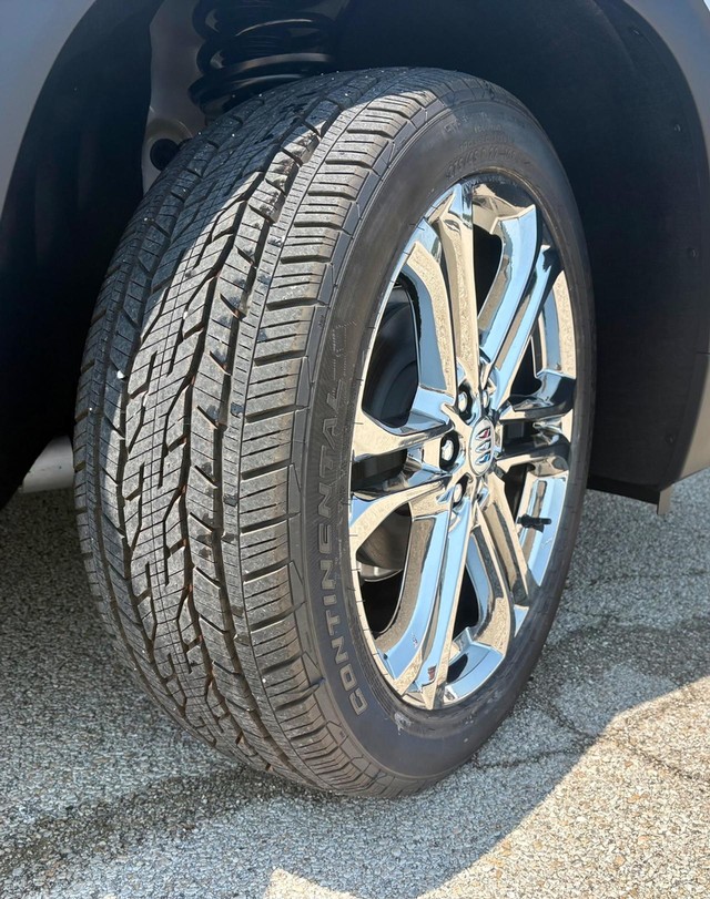 2026 Buick Enclave Preferred thumbnail image 12