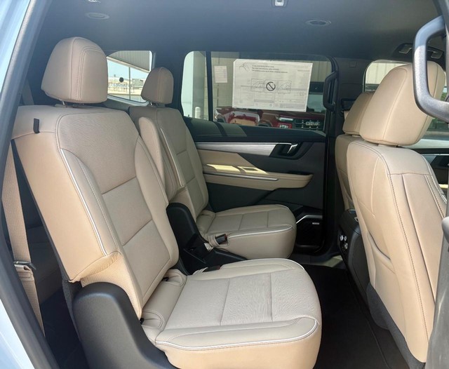 2026 Buick Enclave Preferred thumbnail image 13