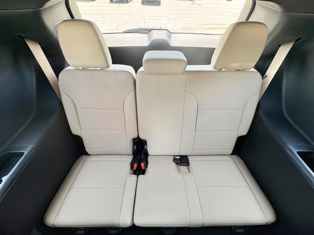 2026 Buick Enclave Preferred thumbnail image 15