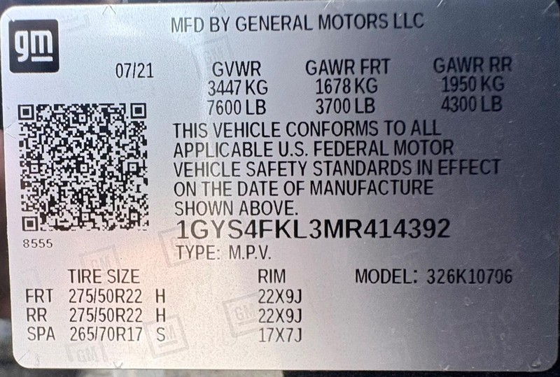 Cadillac Escalade Vehicle Full-screen Gallery Image 40
