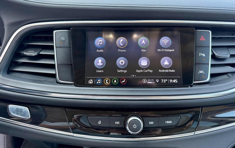 Buick Enclave Vehicle Full-screen Gallery Image 20