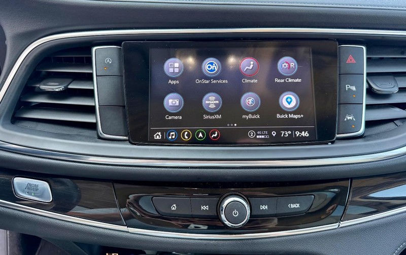Buick Enclave Vehicle Full-screen Gallery Image 21