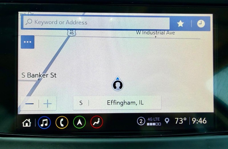 Buick Enclave Vehicle Full-screen Gallery Image 22