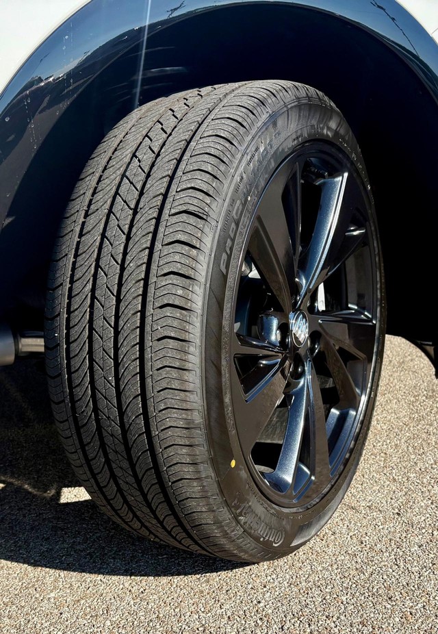 2026 Buick Envision Sport Touring thumbnail image 10