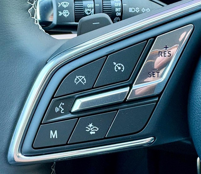 2026 Buick Envision Sport Touring thumbnail image 21