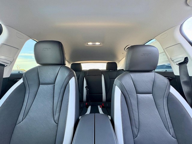 2026 Buick Envision Sport Touring thumbnail image 29