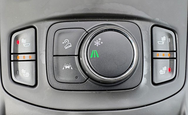 2024 GMC Terrain SLE thumbnail image 28