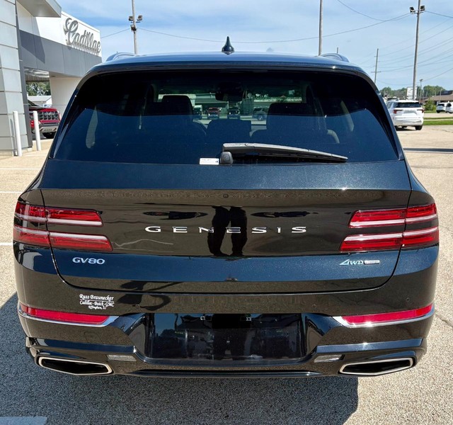 2024 Genesis GV80 3.5T AWD thumbnail image 04