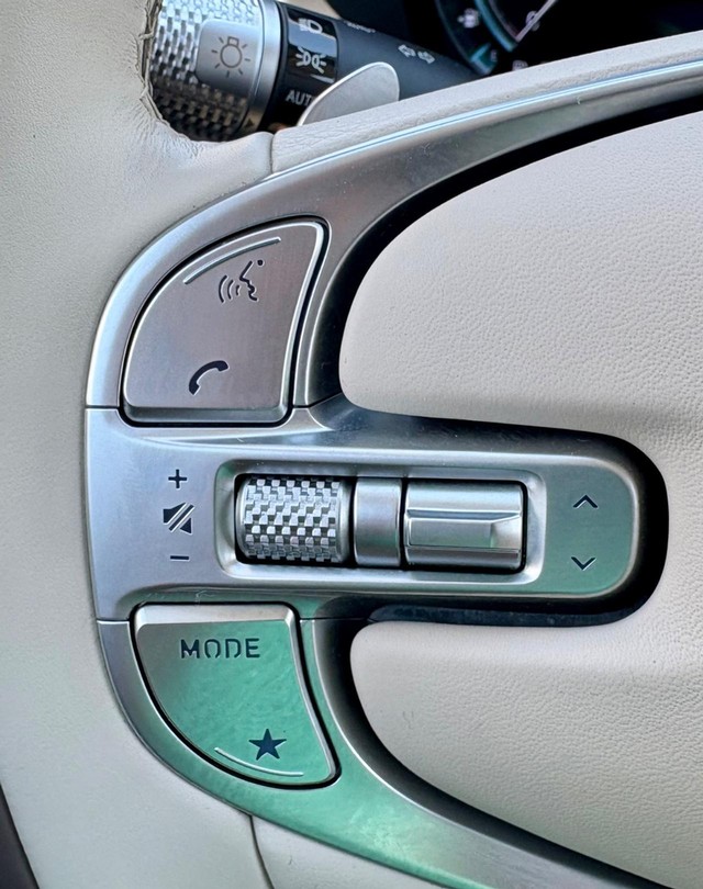 2024 Genesis GV80 3.5T AWD thumbnail image 21