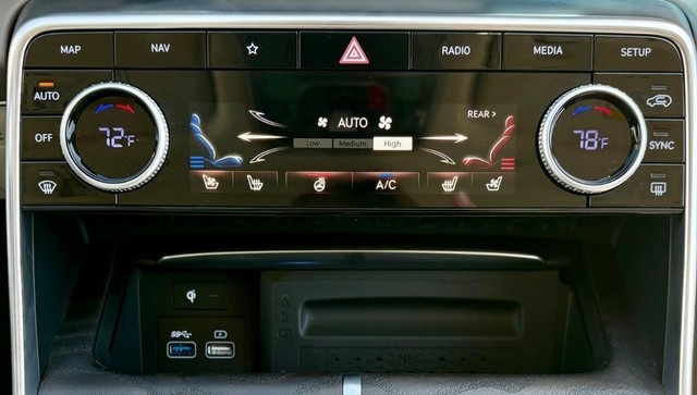 2024 Genesis GV80 3.5T AWD thumbnail image 28