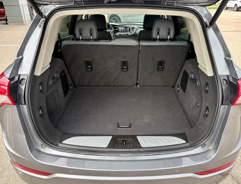Buick Envision Vehicle Full-screen Gallery Image 05