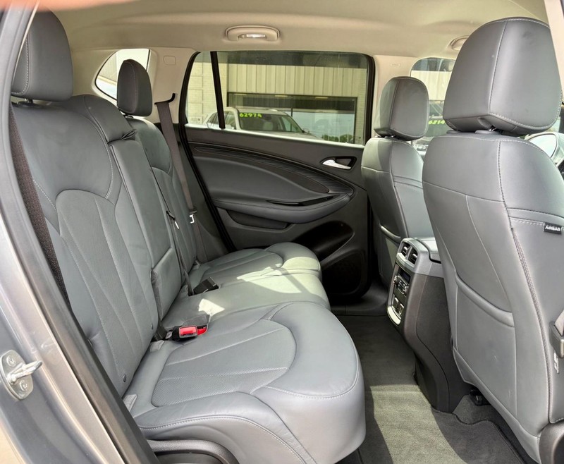Buick Envision Vehicle Full-screen Gallery Image 12