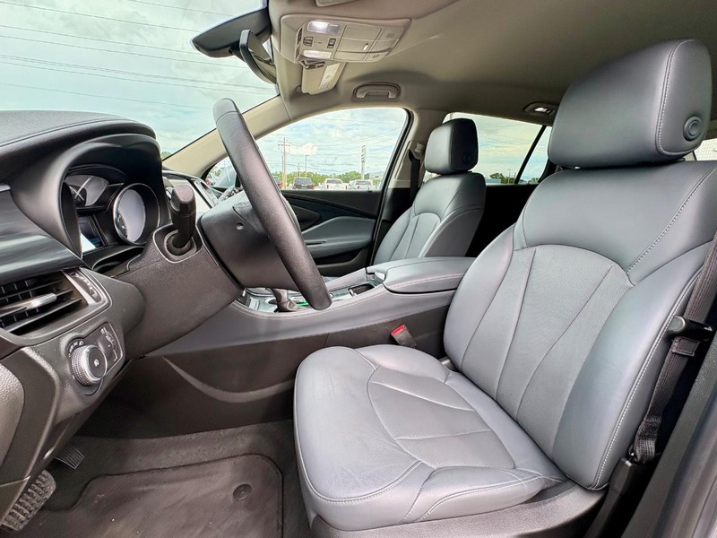 Buick Envision Vehicle Full-screen Gallery Image 31