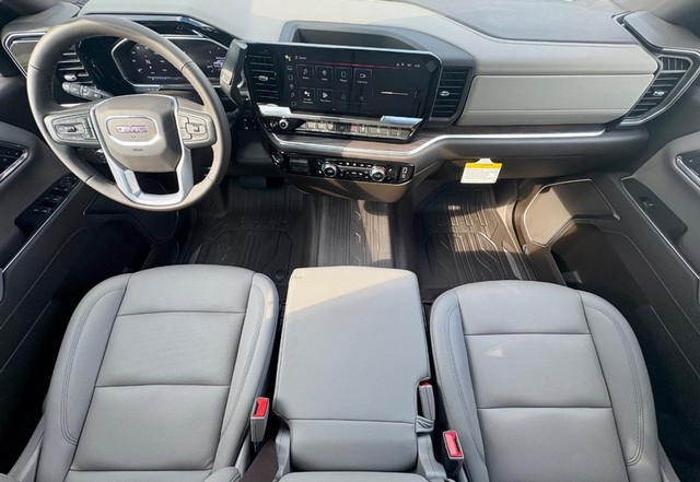 2026 GMC Sierra 1500 SLT thumbnail image 15