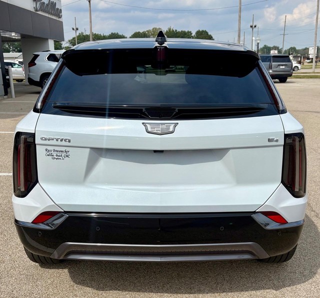 2027 Cadillac OPTIQ Sport thumbnail image 04