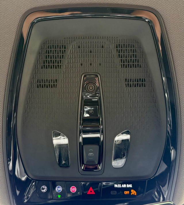 2027 Cadillac OPTIQ Sport thumbnail image 31