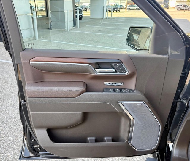 2026 GMC Sierra 1500 Denali thumbnail image 18