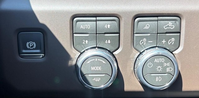 2026 GMC Sierra 1500 Denali thumbnail image 21