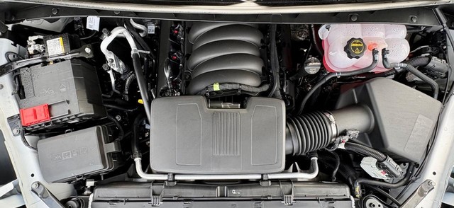 2026 GMC Sierra 1500 SLT - Photo 10