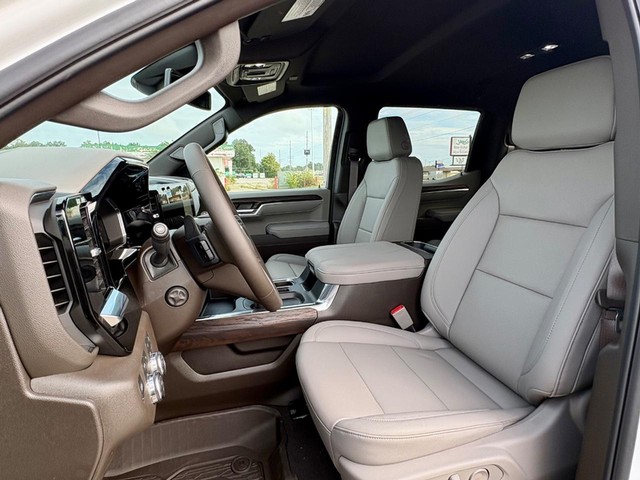 2026 GMC Sierra 1500 SLT - Photo 33