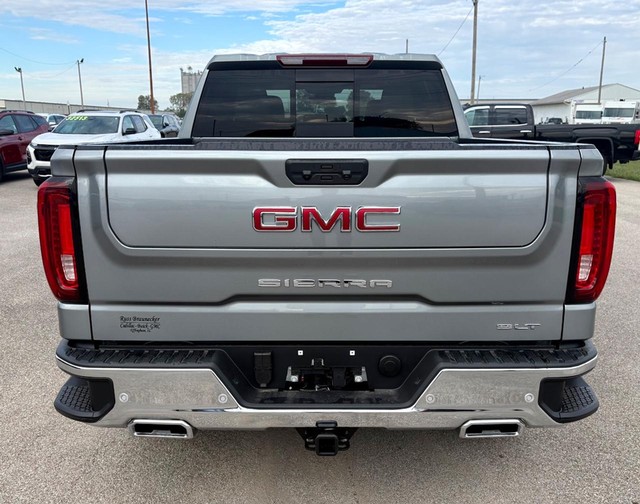 2026 GMC Sierra 1500 SLT - Photo 4